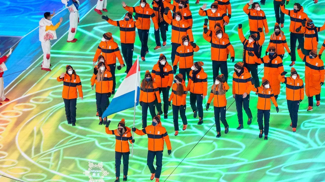 Guarda come...FILA. I segreti della super tuta del pattinaggio di velocità