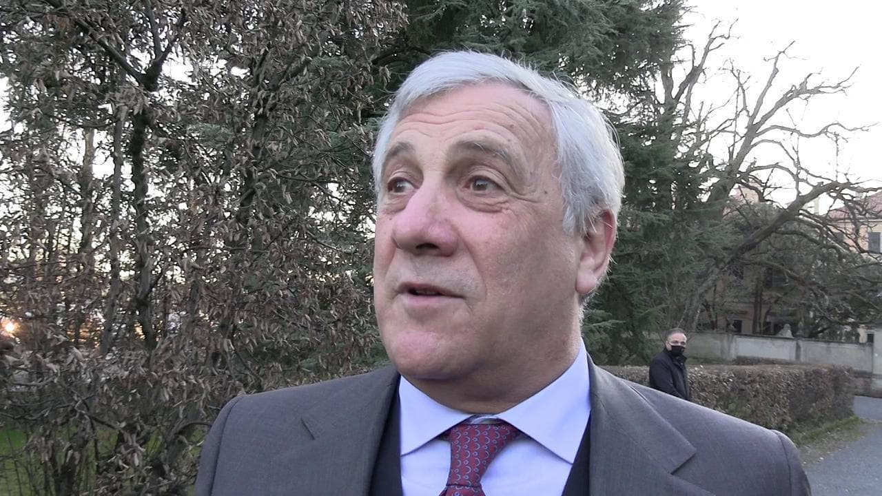 Vertice Arcore, Tajani: "Berlusconi non ha sentito Putin ma stiamo lavorando per scongiurare guerra"
