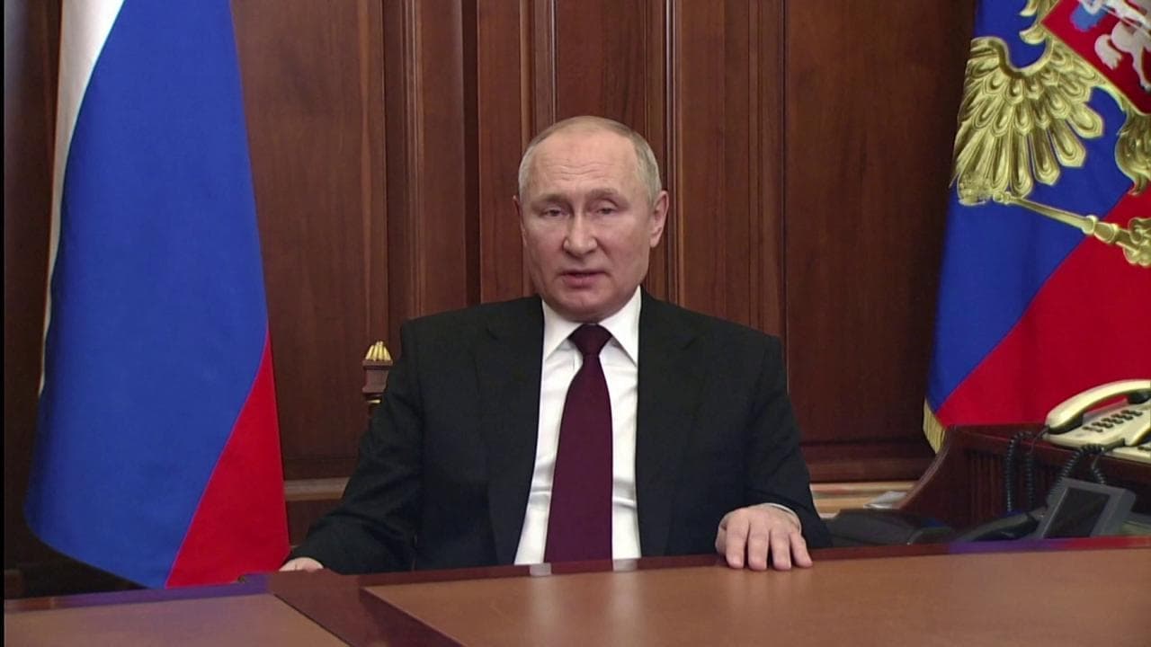 Crisi Ucraina, il presidente russo Vladimir Putin parla alla nazione