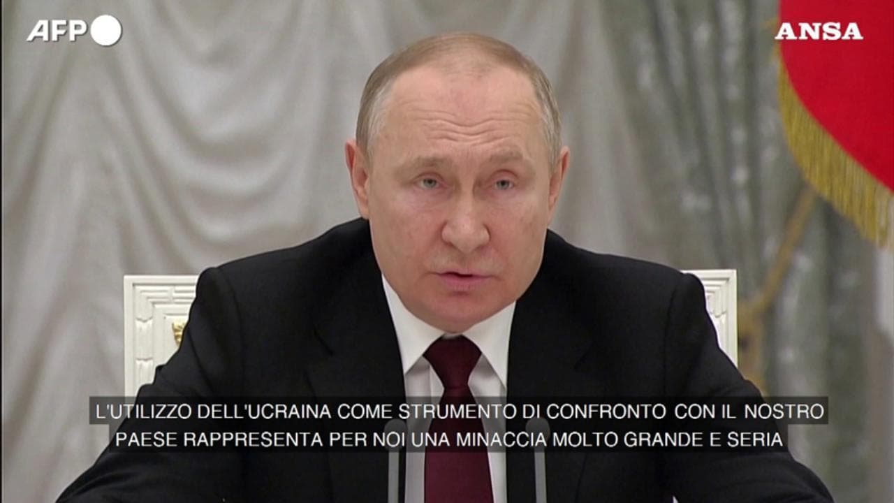Crisi ucraina, Putin: "Considererò la richiesta di indipendenza dei separatisti"
