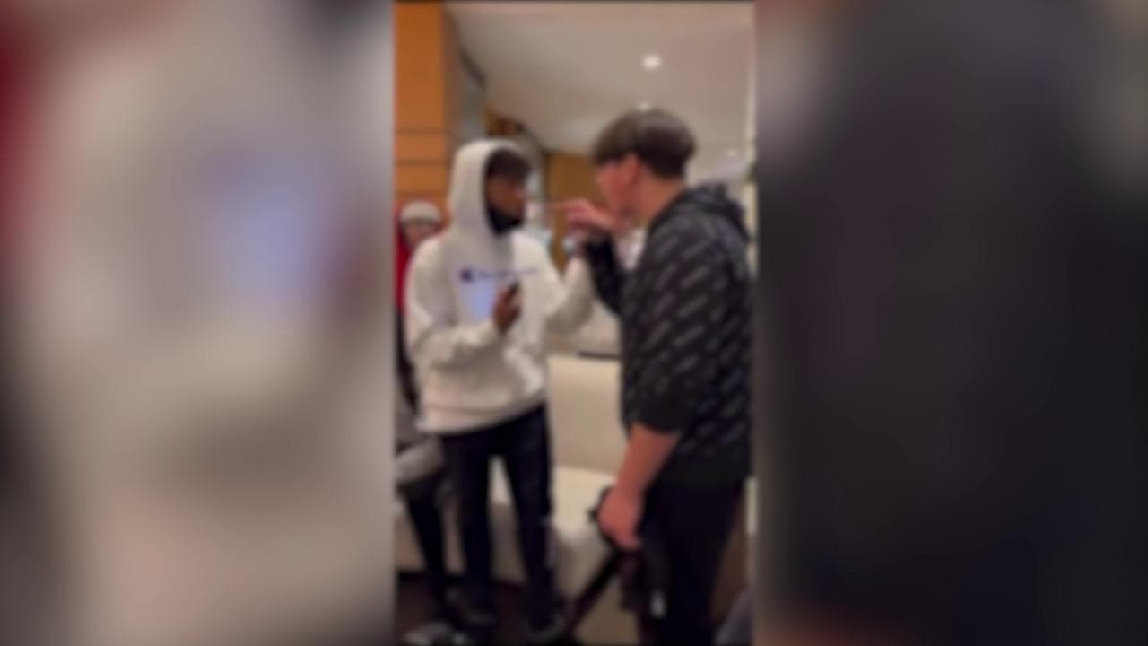 Usa, rissa tra adolescenti: ammanettato solo il ragazzo afroamericano