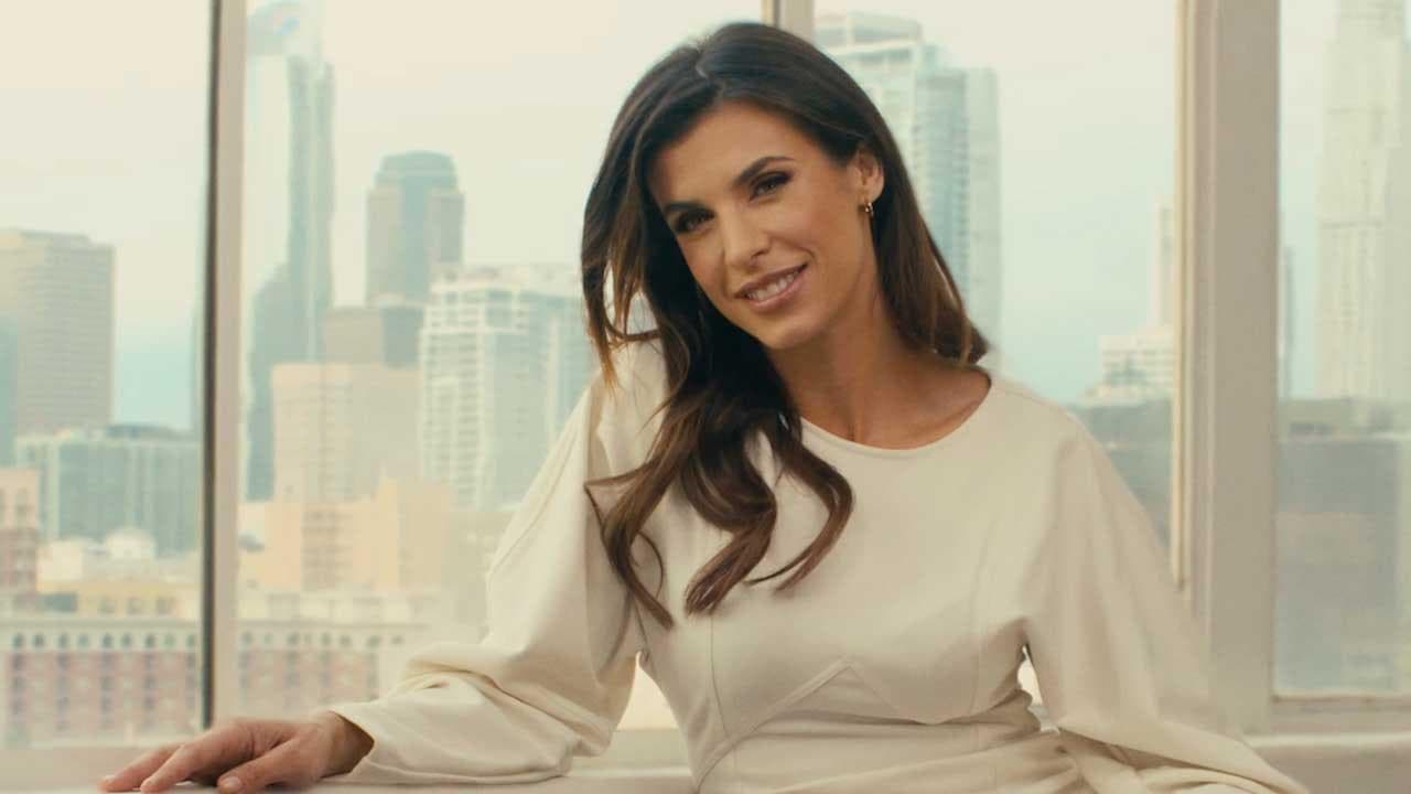 Centomila euro per quattro secondi: lo spot della Liguria con Elisabetta Canalis fa polemica