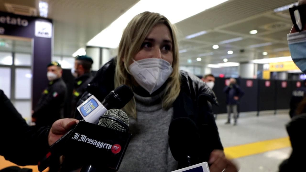 Fiumicino, la paura delle donne ucraine in fuga: "I nostri figli vogliono restare a combattere"