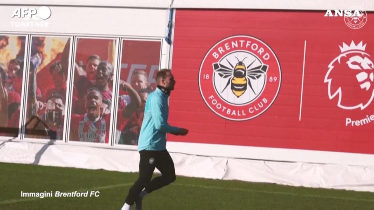 Eriksen, primo allenamento con il Brentford a otto mesi dall'arresto cardiaco