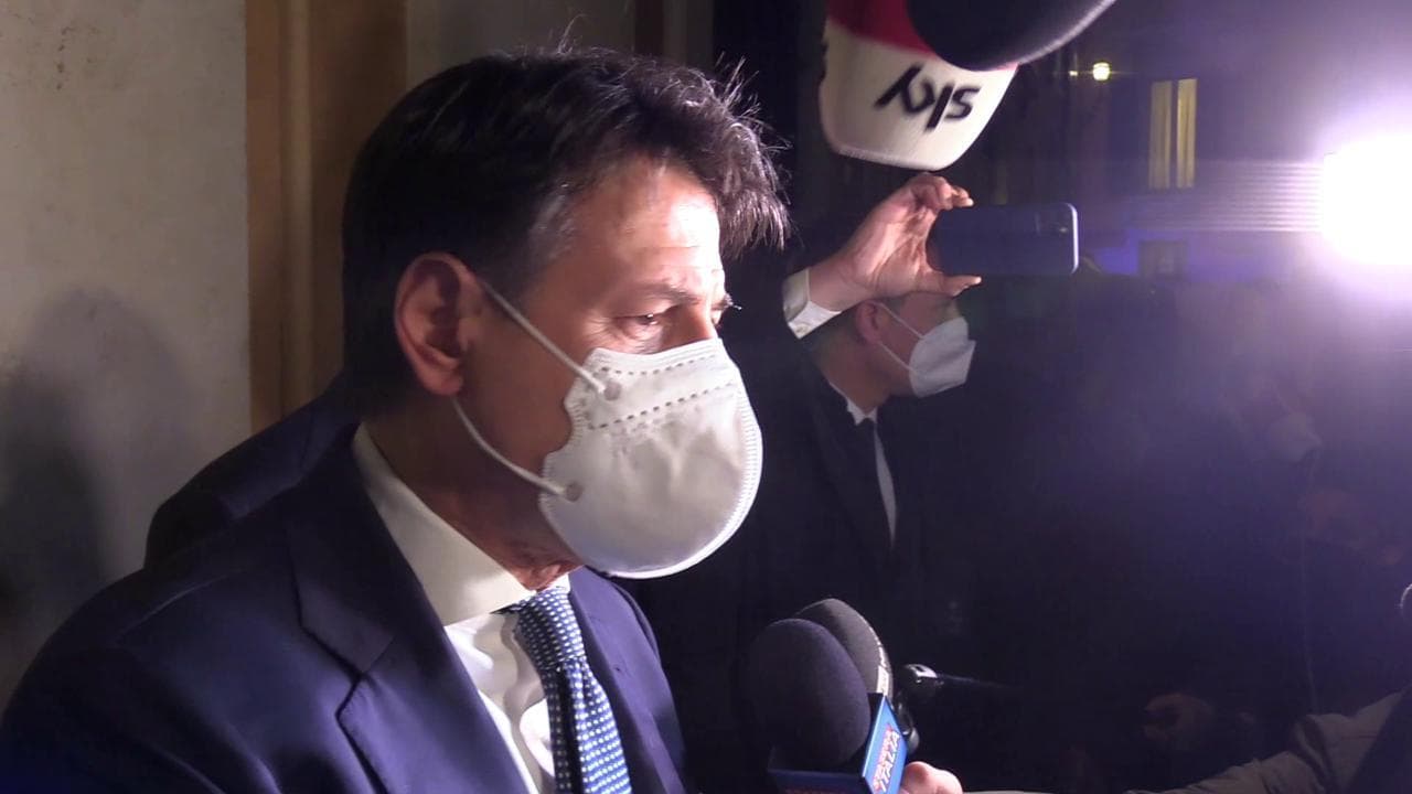 Quirinale, Conte: "Presidente donna? M5S ha figure che corrispondono a compromesso di alto profilo"