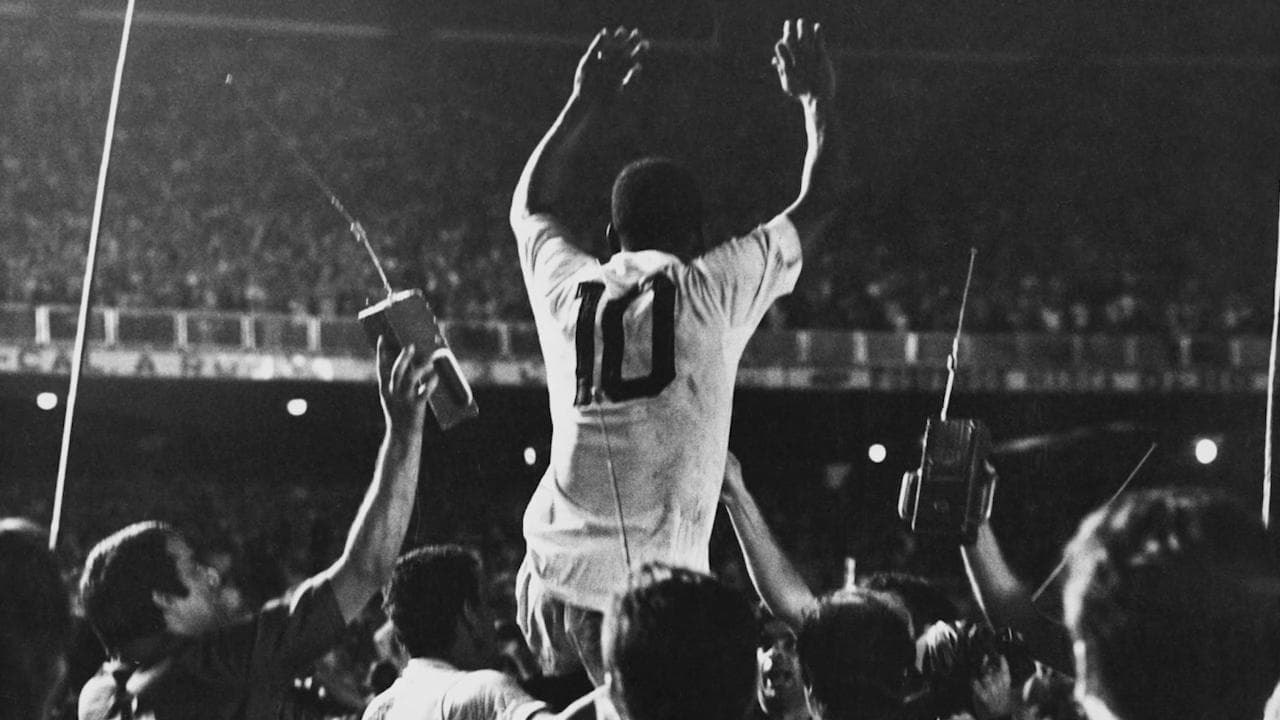 Dal millesimo gol al rapporto con Maradona e con il cinema: tutto il mondo di Pelé