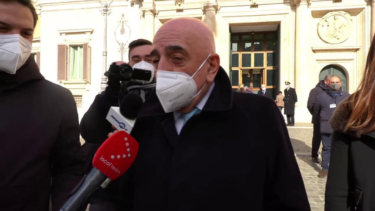 Quirinale, Galliani su Berlusconi: "Sta bene e partecipa via telefono alle trattative"