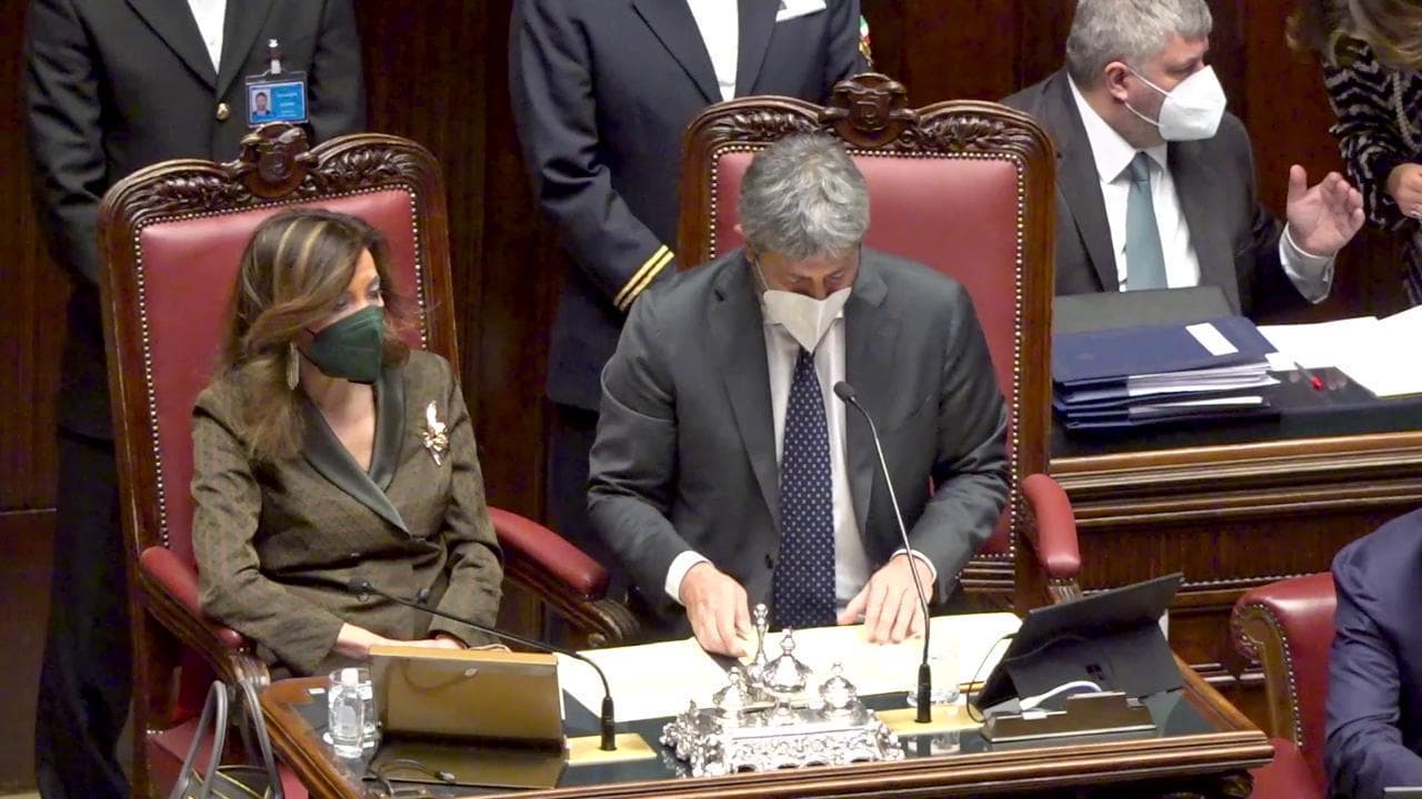 Quirinale, il voto ai tempi del Covid: ingressi scaglionati, gel igienizzante e matita monouso