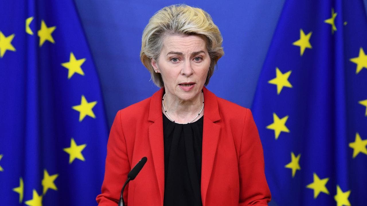 Ucraina, Von der Leyen: "Nuovi aiuti a Kiev da 1,2 miliardi, sosteniamo un Paese libero e sovrano"