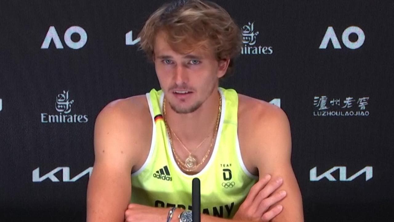 Australian Open, Zverev: "Non facciamo test, atleti positivi già prima dell'arrivo a Melbourne"