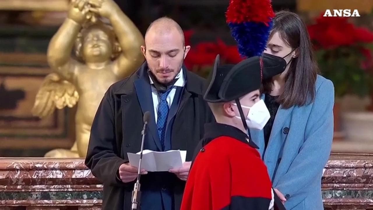 Funerali Sassoli, il figlio Giulio: "Buona strada, papà. E mi raccomando: giudizio"