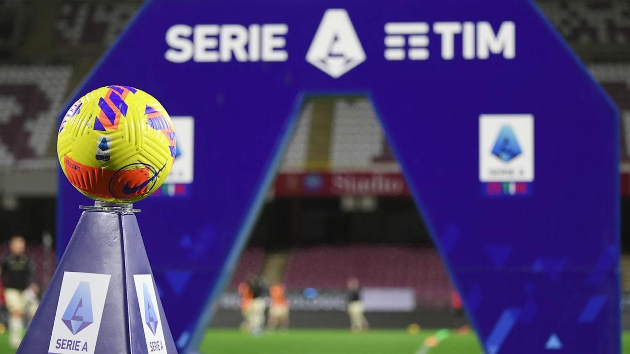 Il calcio italiano bandisce i no vax: ecco il nuovo protocollo Covid per la Serie A