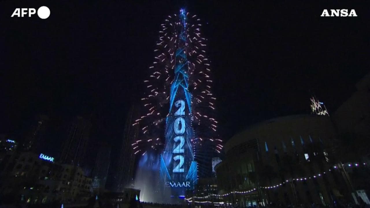 Capodanno in tutto il mondo: da Rio a New York, colori e fuochi d'artificio per il 2022