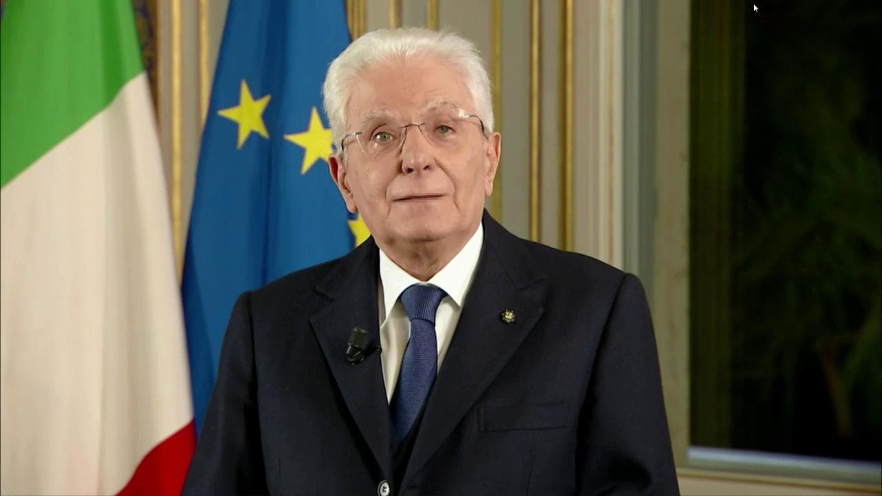 Discorso di fine anno, Mattarella cita il professore morto nel crollo di Ravanusa: "Giovani siete il presente, prendetevi il futuro"