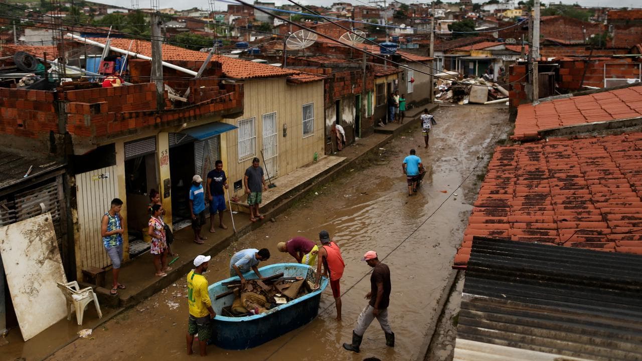 Brasile, ancora alluvioni nello stato di Bahia: decine di migliaia di sfollati da novembre
