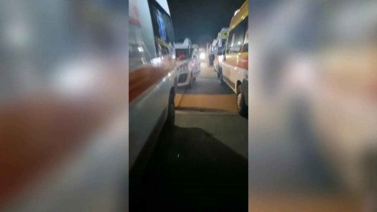 Cagliari, notte critica al pronto soccorso: decine di ambulanze in fila