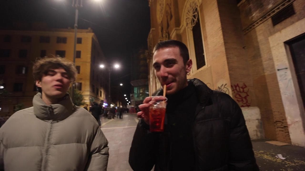 Longform dipendenze, gli universitari: "Qui ragazzini sempre più piccoli, nessuno ci può capire"