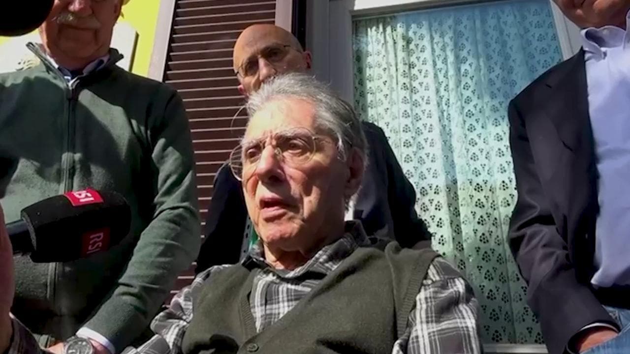Lega, Bossi: "Salvini non è attento a questione settentrionale, serve un leader che la porti avanti"