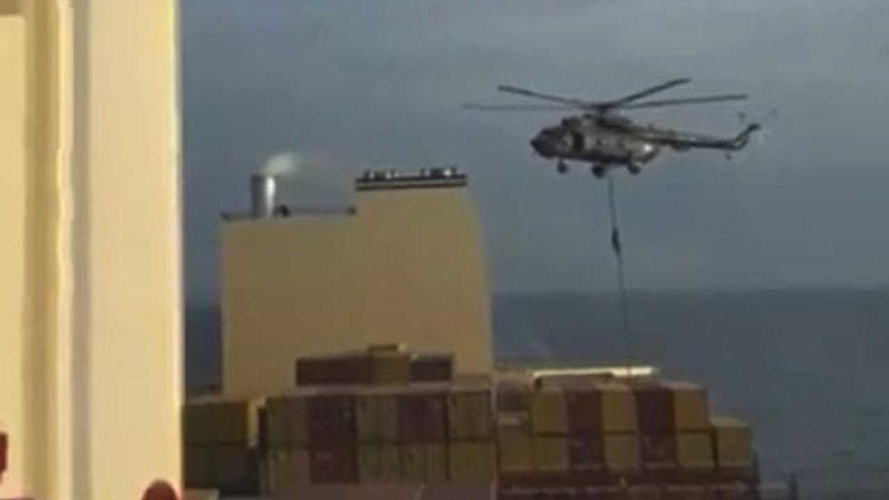 L'assalto di una nave di un armatore israeliano nel Golfo Persico. Sospettati i Pasdaran iraniani