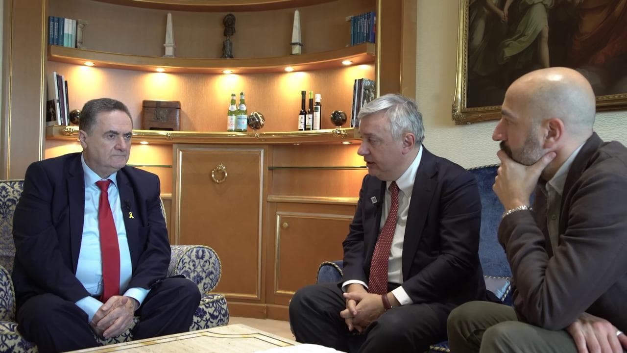 Attacco a Damasco, Israel Katz: "Nessuna responsabilità da parte di Israele, non temiamo reazione dell'Iran"