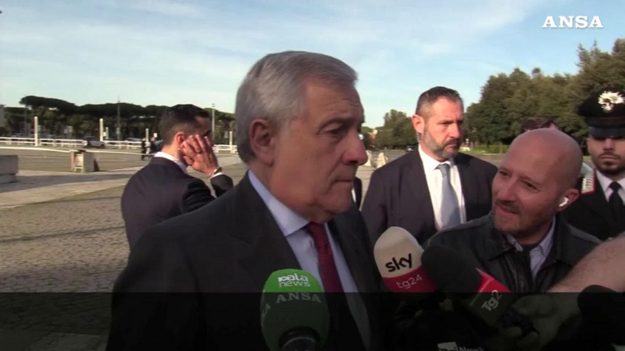Tajani: "Ho ribadito al ministro israeliano a Katz che l'Italia vuole il cessate il fuoco"