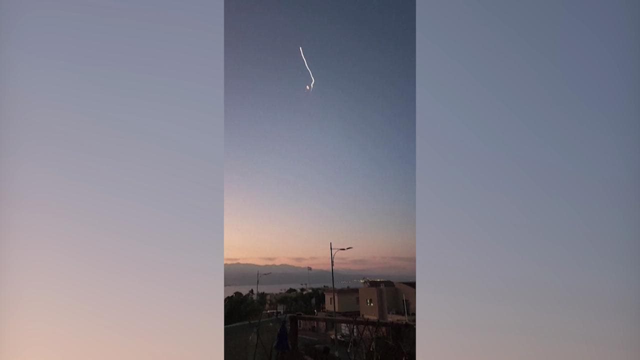Sirene d'allarme a Eilat, l'esercito israeliano neutralizza un missile contro la città sul Mar Rosso