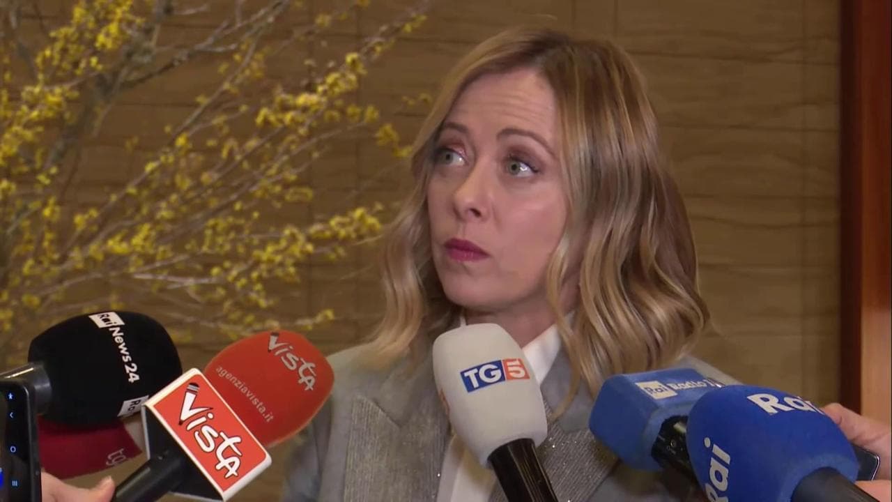 Meloni su Sgarbi: "Accolgo le sue dimissioni, scelta più corretta"