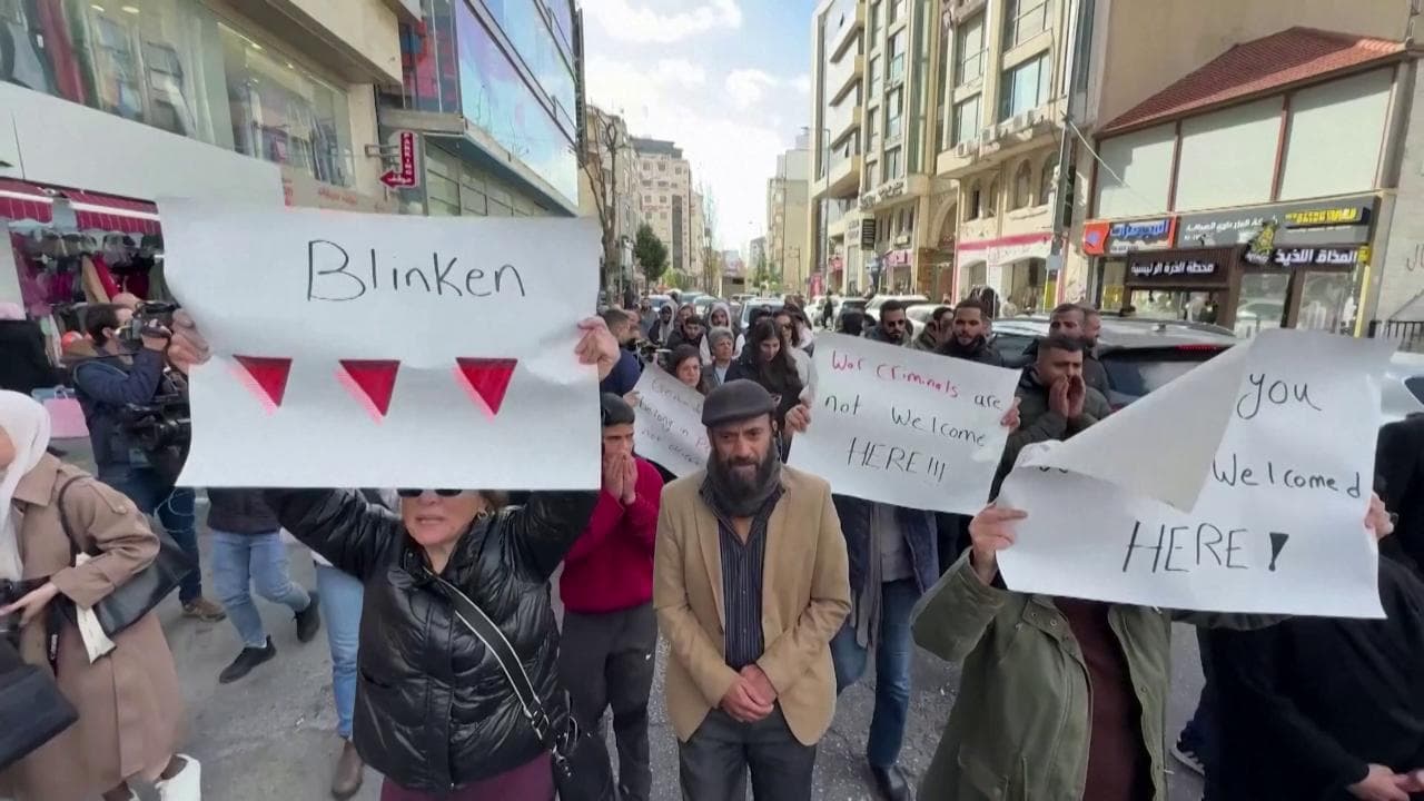 Ramallah, Blinken incontra Abu Mazen. In città manifestazione contro gli Usa