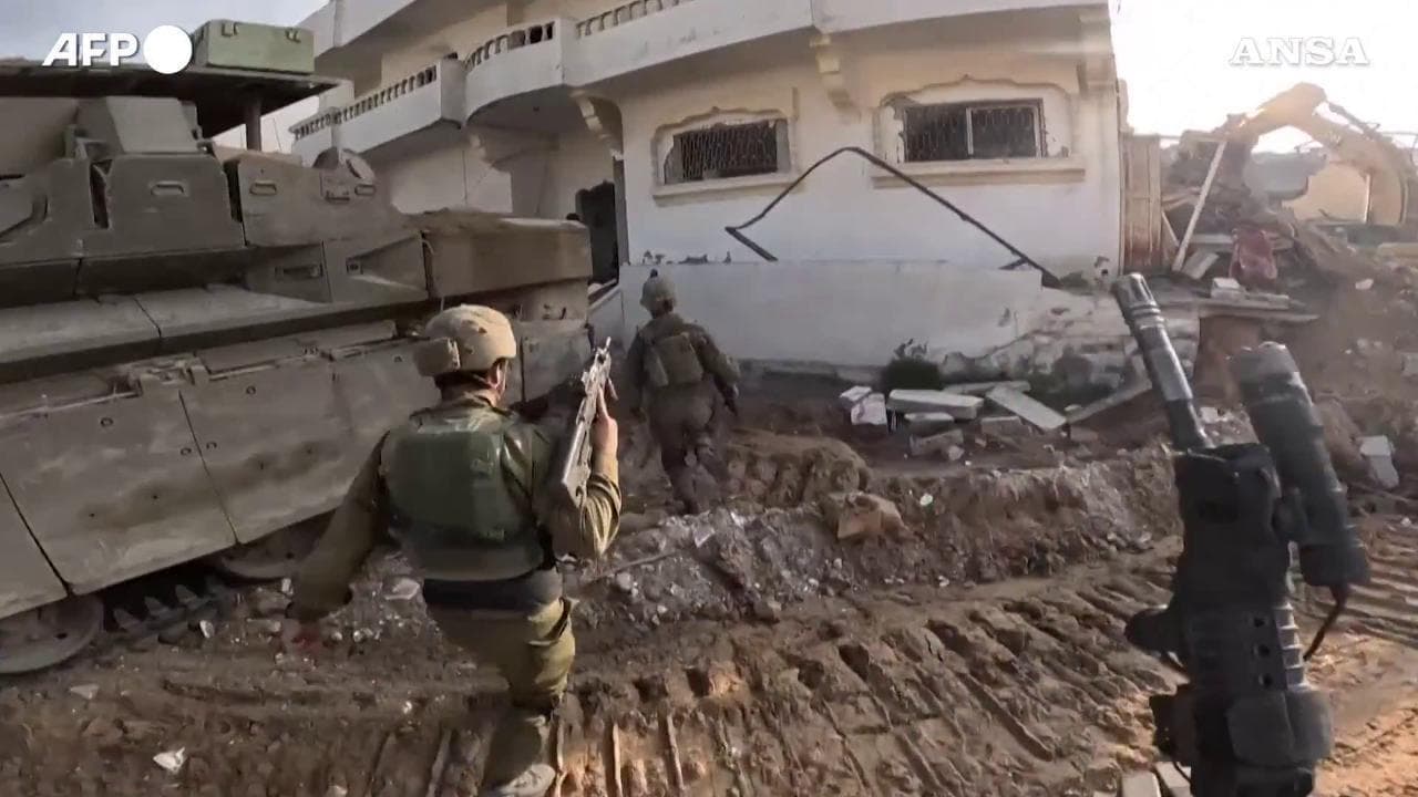 Gaza, i combattimenti urbani ripresi dall'esercito israeliano: il video
