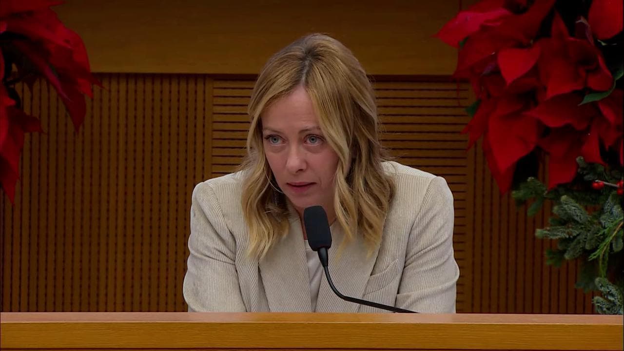 Meloni: "La strage di Cutro il momento più difficile del mio 2023"