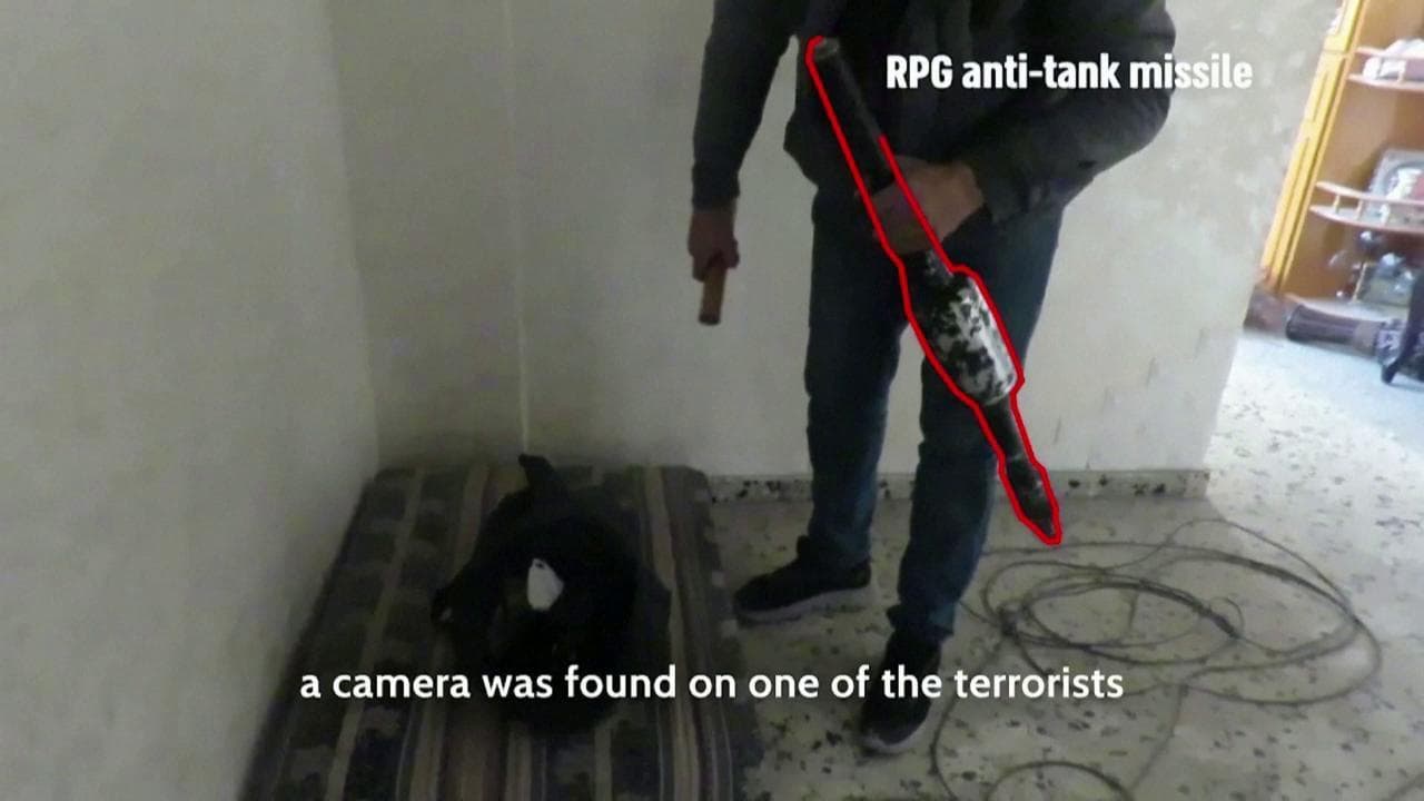 Israele diffonde il contenuto della bodycam di un miliziano di Hamas: "Così nascondeva le armi"