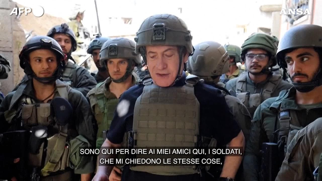 Netanyahu entra a Gaza durante la tregua: "Andremo fino in fondo, fino alla vittoria"