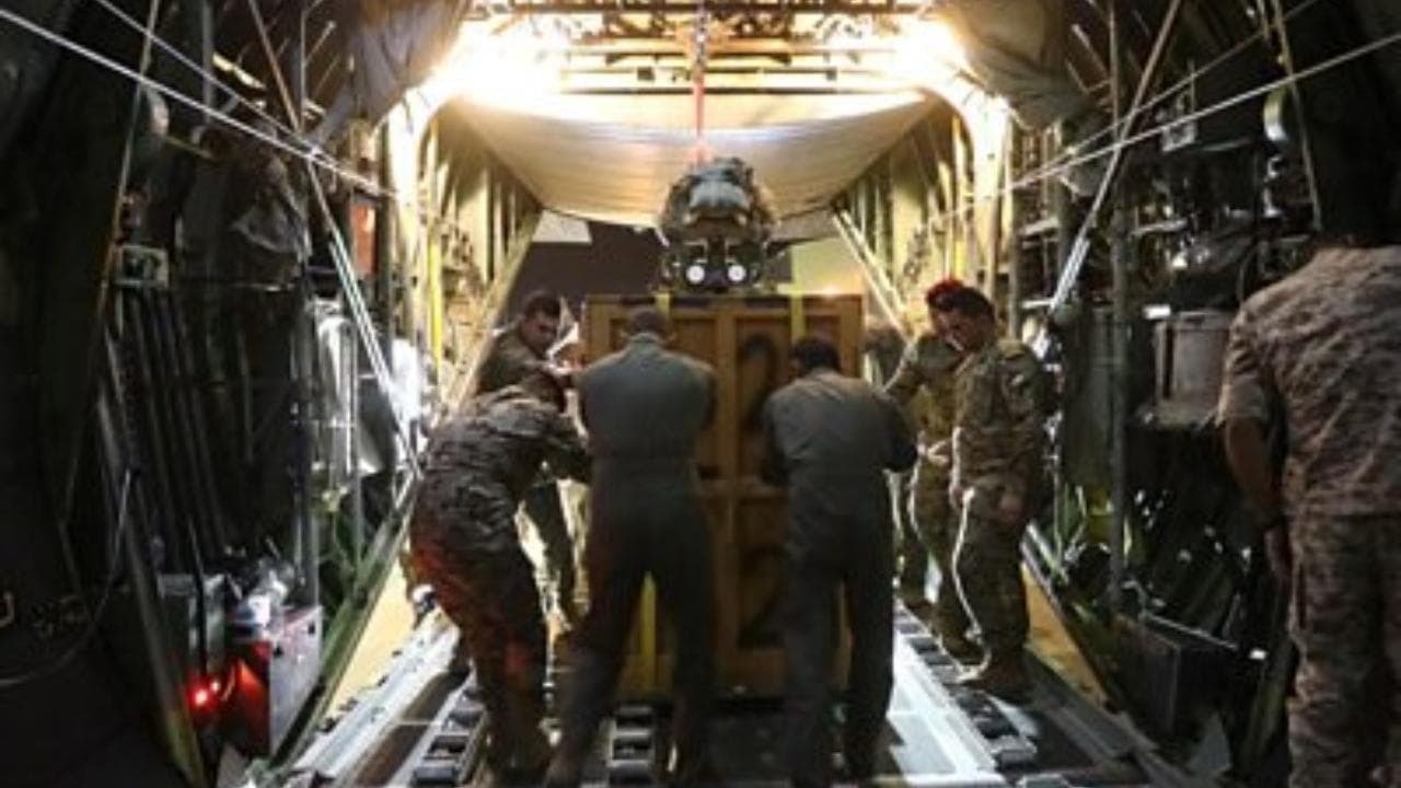 Il re di Giordania aiuta i feriti di Gaza: i suoi militari inviano farmaci per via aerea