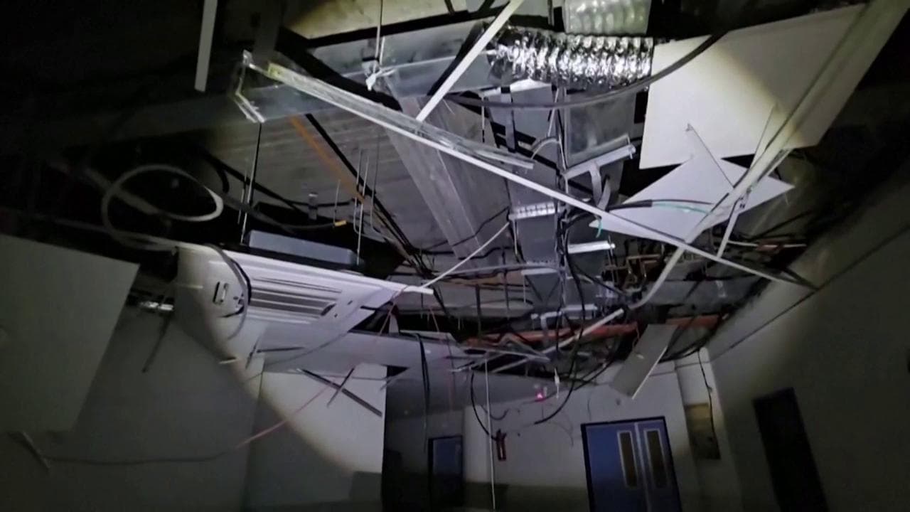 Viaggio all'interno dell'Indonesian Hospital di Gaza, i chirurghi: "Operiamo nei corridoi"