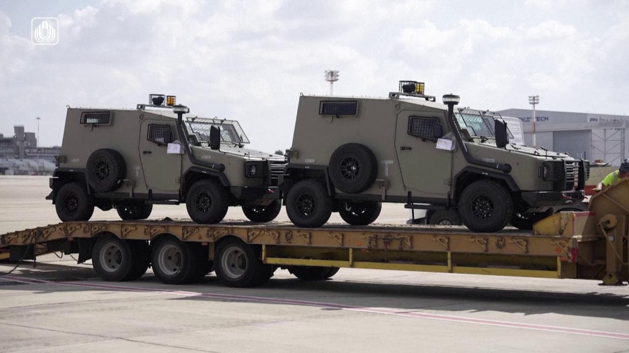 Arrivano gli aiuti militari degli Stati Uniti: jeep blindate per le Forze Armate di Israele