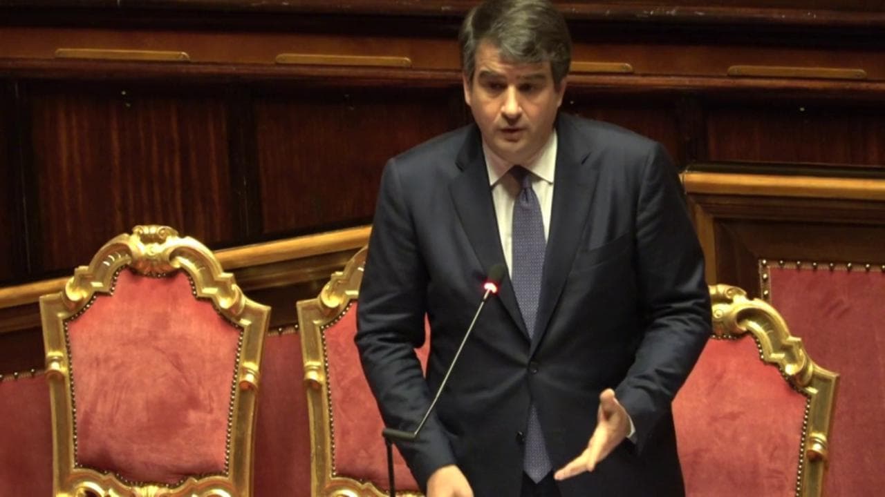 Pnrr, Fitto: "Criticità ma non allarmismo, gli enti dovranno garantire gli interventi"