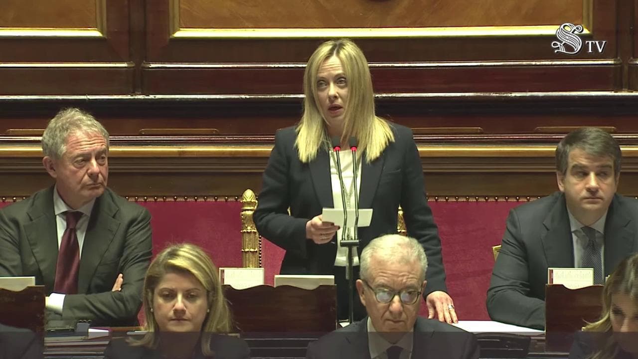 Migranti, Meloni: "Emergenza strutturale" e bacchetta le opposizioni: "Criticateci, ma non dipingeteci come mostri"