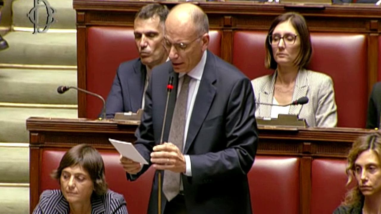 Governo, Letta: "Contrari al vostro disegno presidenzialista"