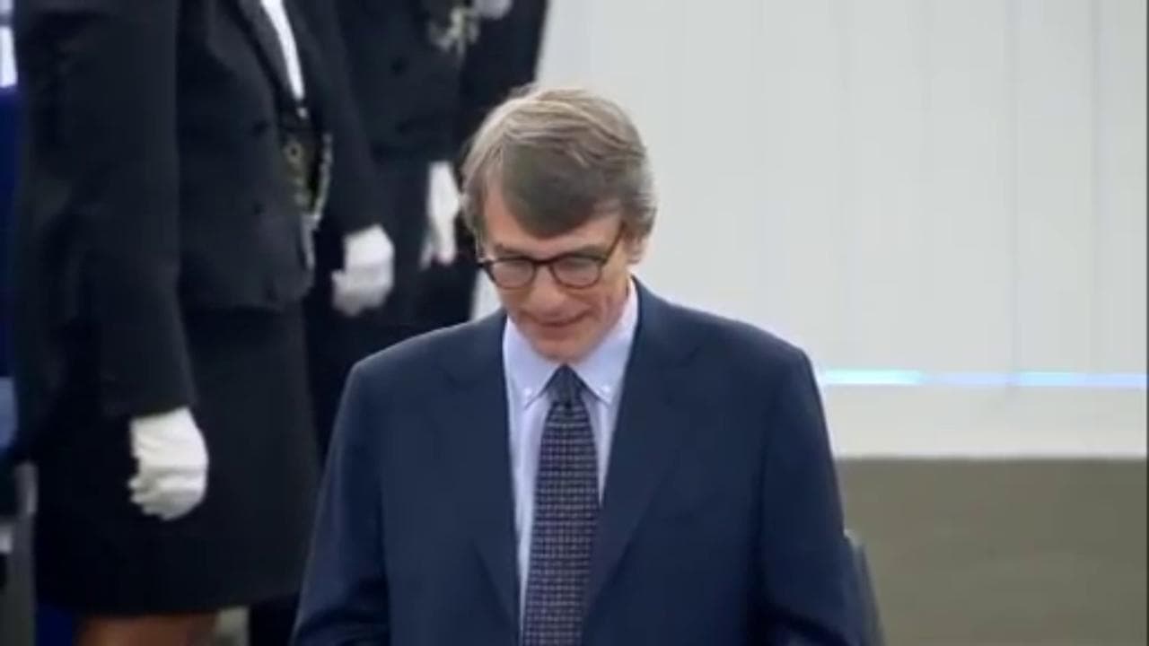 Morto David Sassoli, l'insediamento in Parlamento: "L'Ue non è un incidente della storia"