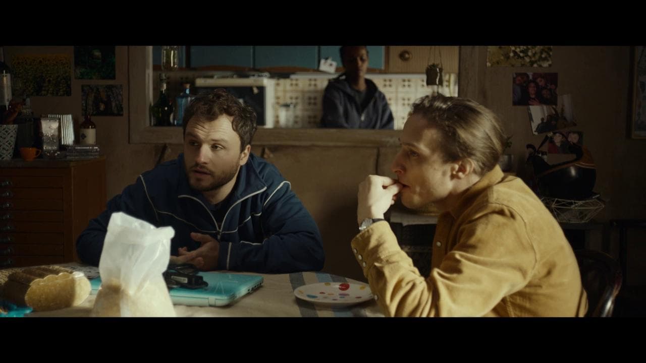 'State a casa', quattro ragazzi in lockdown della dark comedy di Roan Johnson - clip in anteprima
