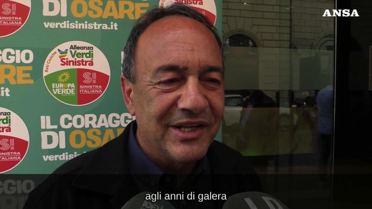 Mimmo Lucano dopo l'assoluzione: "Sono uscito da un tunnel. L'accoglienza non è il problema ma la soluzione"