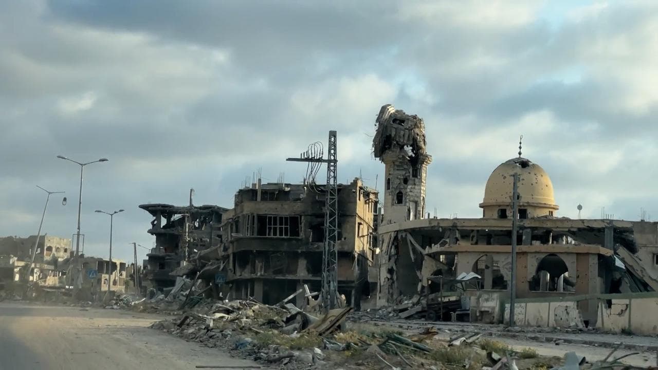 Khan Younis in macerie, le immagini dopo il ritiro delle truppe israeliane