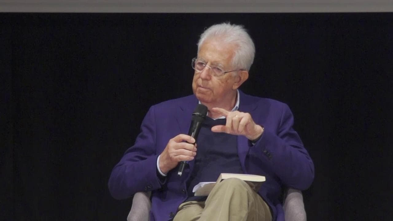 PiazzAsiago, Monti: "Difficile per i sovranismi spazzare via la democrazia in Europa"