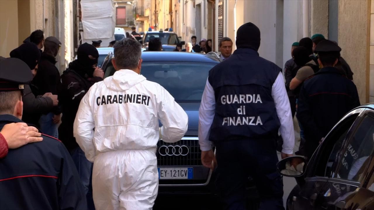Messina Denaro, trovato secondo covo a Campobello: l'arrivo dei reparti speciali e della scientifica