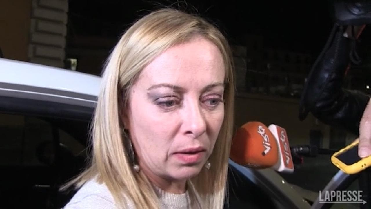 Governo, Meloni: "Sui tempi del nuovo esecutivo dovete chiedere a Mattarella non a me"