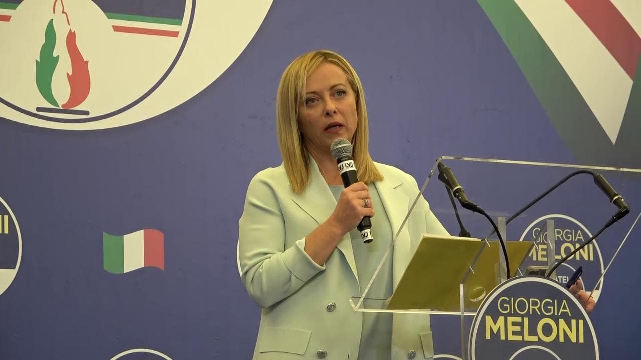 Meloni: "Dedico la vittoria alle persone che non ci sono più"