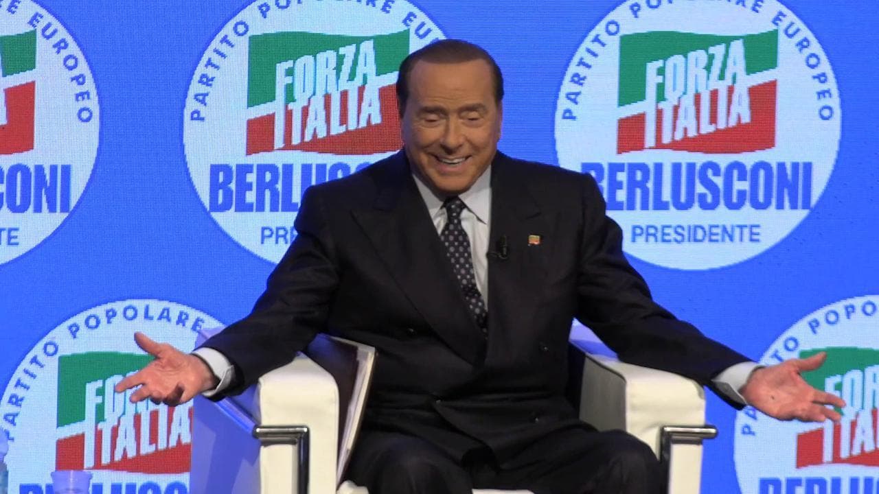 Milano, Berlusconi: "Per i medici rischiavo di morire ma ho fatto lo stesso la campagna elettorale"