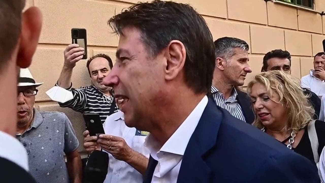 Elezioni, Conte canta 'Bella Ciao': "È il simbolo della reazione alla dittatura fascista"
