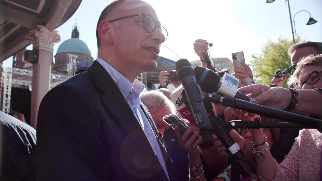 Letta e l'agenda Pd: "Energia, lavoro e diritti. Salvini vuole la famiglia alla Orban, noi no"