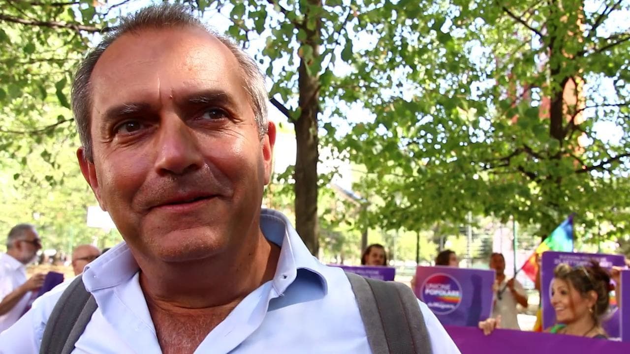 Elezioni, la campagna di De Magistris parte da Milano: "Sala-Di Maio? Chi conosce il ministro lo evita"